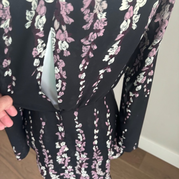 BCBGMaxAzria Eugenie Floral Print Asymmetrical Top - Picture 4 of 7
